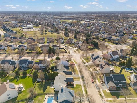 Tiny photo for 2132 Colonial Street, Aurora, IL 60503 (MLS # 12600878)