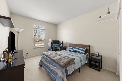 Tiny photo for 2132 Colonial Street, Aurora, IL 60503 (MLS # 12600878)