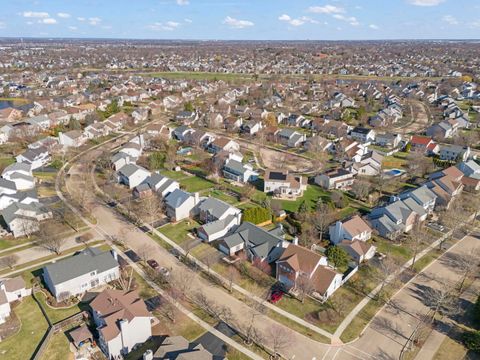 Tiny photo for 2132 Colonial Street, Aurora, IL 60503 (MLS # 12600878)