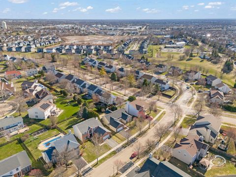 Tiny photo for 2132 Colonial Street, Aurora, IL 60503 (MLS # 12600878)