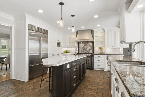 Tiny photo for 1480 Lake Shore Drive S, Barrington, IL 60010 (MLS # 12643176)