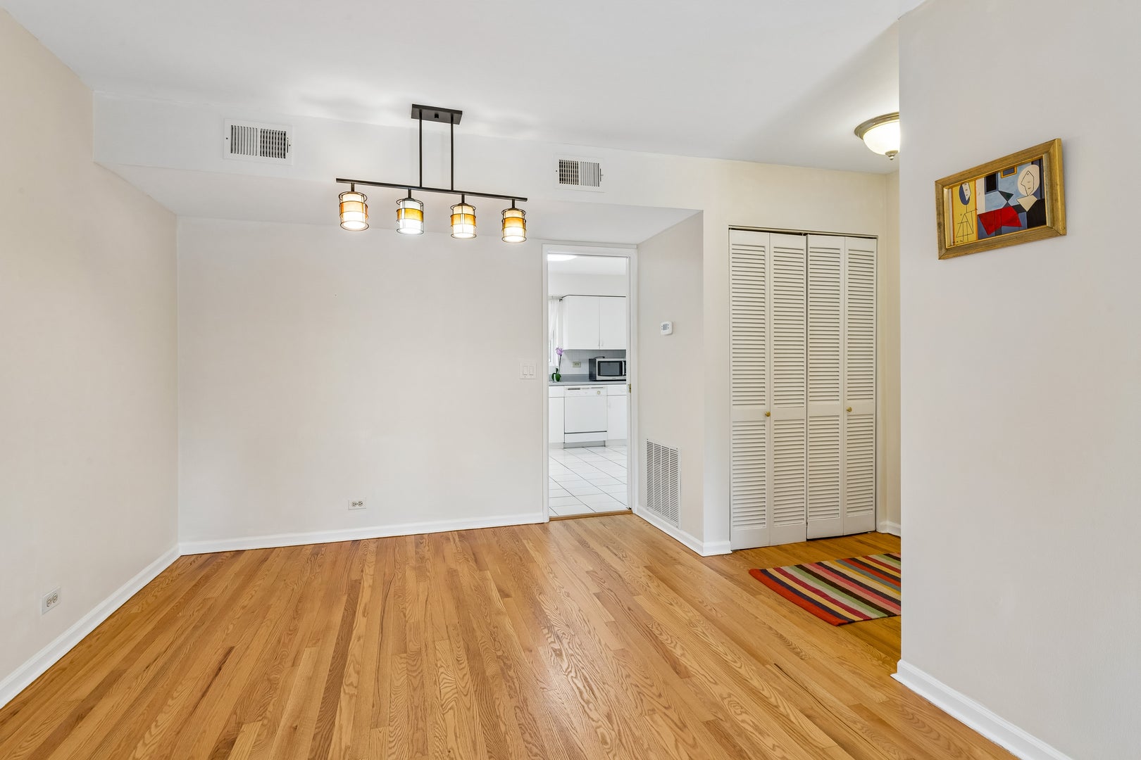 140 Green Bay Road 2