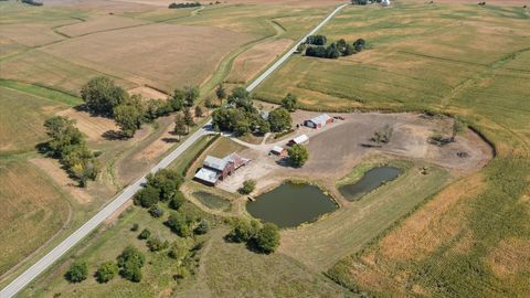 Tiny photo for 954 N 2401st Road, Ottawa, IL 61350 (MLS # 12471000)