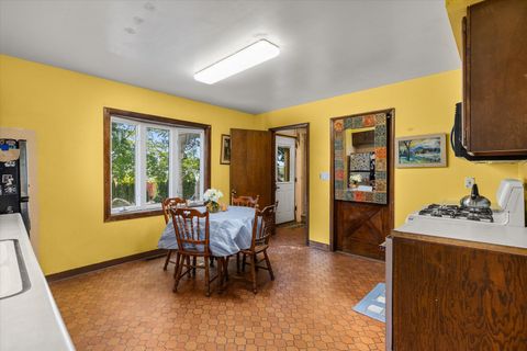 Tiny photo for 954 N 2401st Road, Ottawa, IL 61350 (MLS # 12471000)