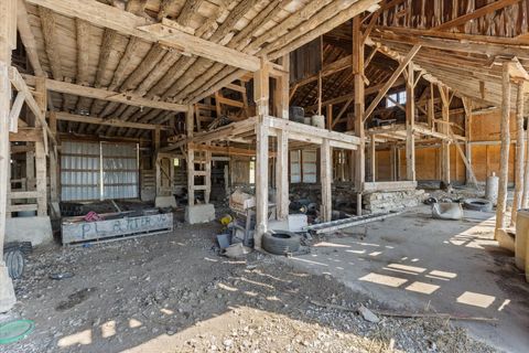 Tiny photo for 954 N 2401st Road, Ottawa, IL 61350 (MLS # 12471000)