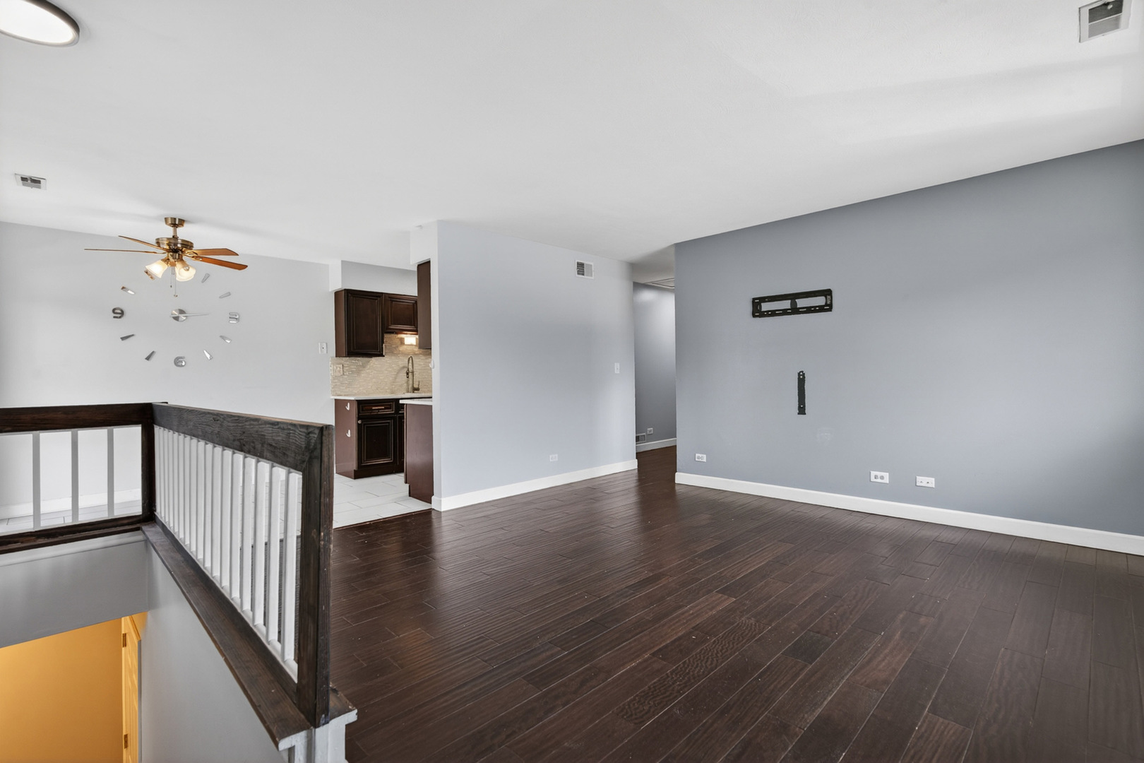 829 Dighton Lane 21E