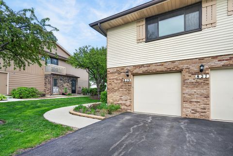 Tiny photo for 829 Dighton Lane #21E, Schaumburg, IL 60173 (MLS # 12611394)