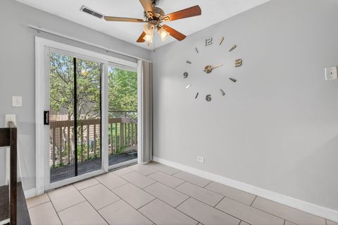 Tiny photo for 829 Dighton Lane #21E, Schaumburg, IL 60173 (MLS # 12611394)
