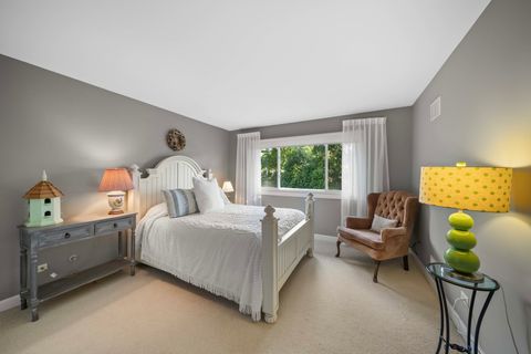 Tiny photo for 1943 Sunnyside Circle, Northbrook, IL 60062 (MLS # 12427225)