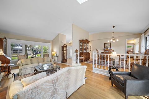 Tiny photo for 1943 Sunnyside Circle, Northbrook, IL 60062 (MLS # 12427225)