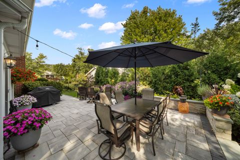 Tiny photo for 1943 Sunnyside Circle, Northbrook, IL 60062 (MLS # 12427225)