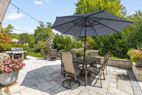 Tiny photo for 1943 Sunnyside Circle, Northbrook, IL 60062 (MLS # 12427225)