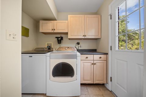 Tiny photo for 1943 Sunnyside Circle, Northbrook, IL 60062 (MLS # 12427225)