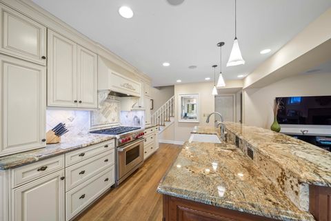 Tiny photo for 1943 Sunnyside Circle, Northbrook, IL 60062 (MLS # 12427225)