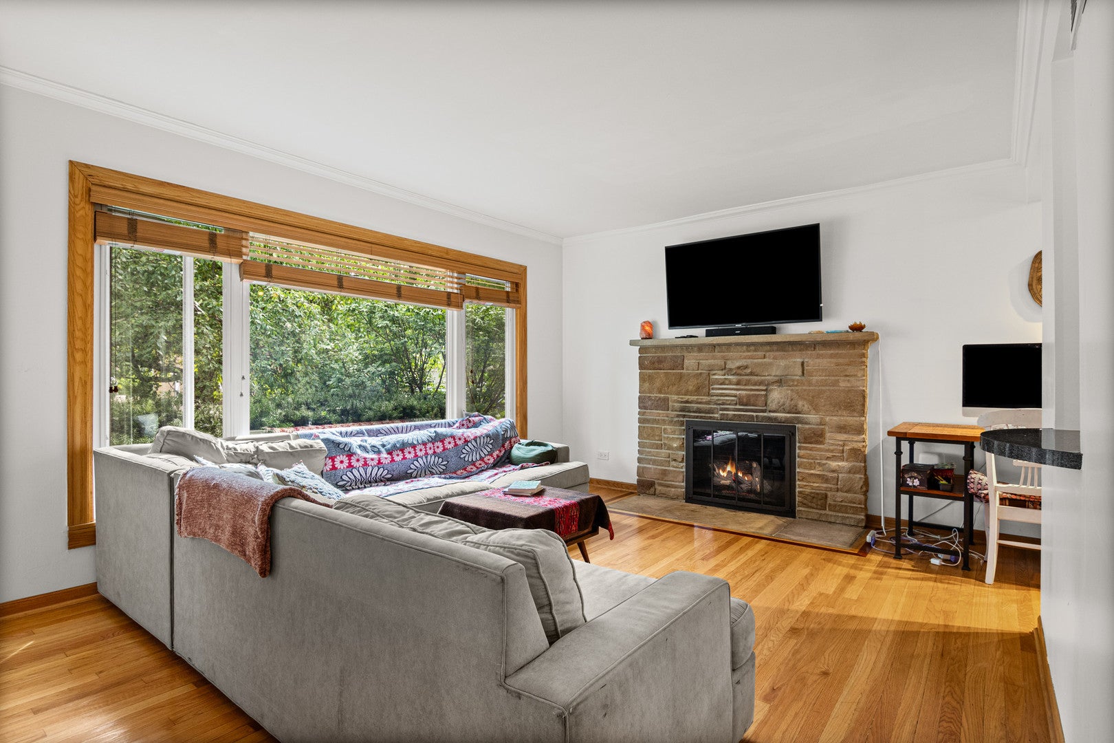 8536 Kedvale Avenue - Photo 3