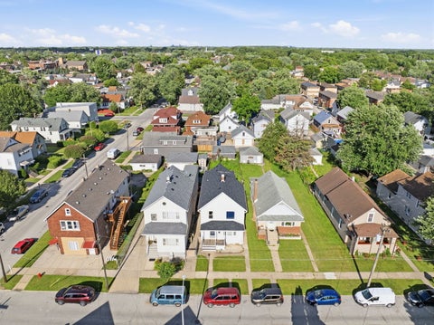 Tiny photo for 13009 Chicago Street, Blue Island, IL 60406 (MLS # 12745704)