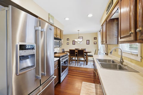 Tiny photo for 382 Maple Lane, Elk Grove Village, IL 60007 (MLS # 12768946)