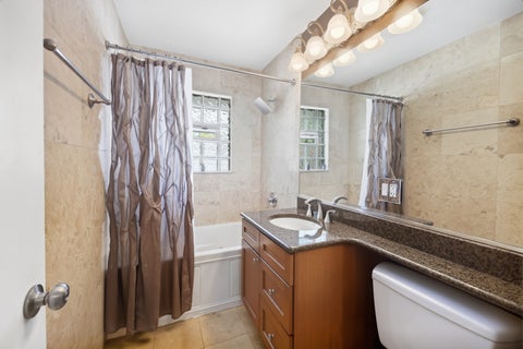 Tiny photo for 382 Maple Lane, Elk Grove Village, IL 60007 (MLS # 12768946)