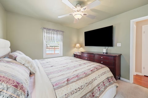 Tiny photo for 382 Maple Lane, Elk Grove Village, IL 60007 (MLS # 12768946)