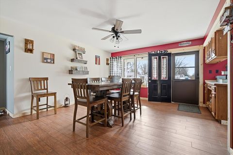 Tiny photo for 709 E Meade Street, Pontiac, IL 61764 (MLS # 12565934)