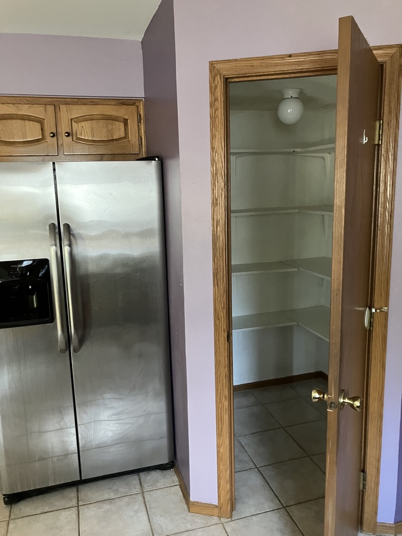 1105 HUNTINGTON Drive 1105