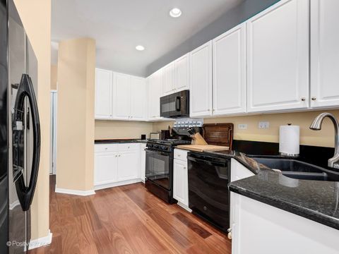 Tiny photo for 31104 Carpenter Court, Warrenville, IL 60555 (MLS # 12497029)