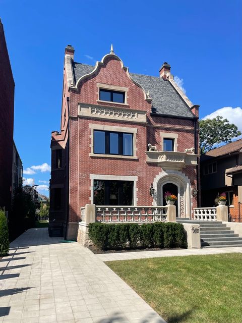 Photo of 4730 S Greenwood Avenue, Chicago, IL 60615 (MLS # 12541443)