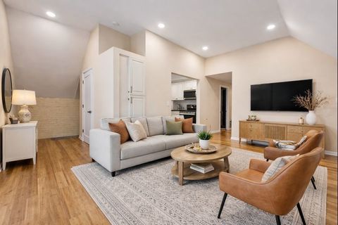 Tiny photo for 4730 S Greenwood Avenue, Chicago, IL 60615 (MLS # 12541443)