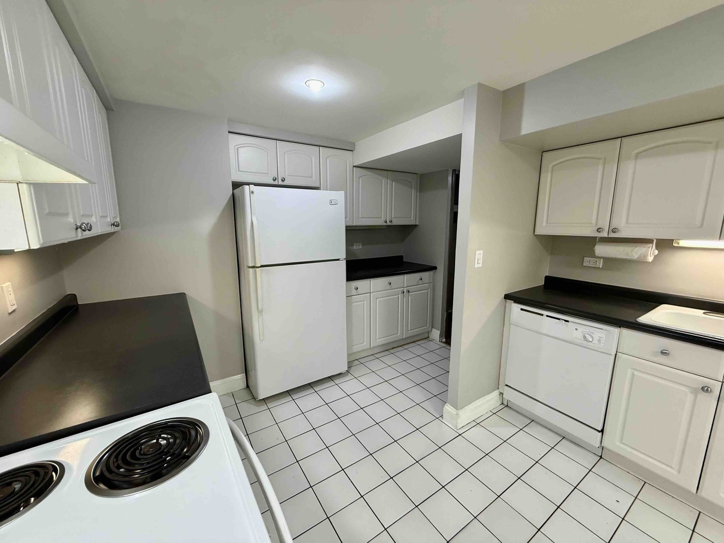 1 E Schiller Street 2A
