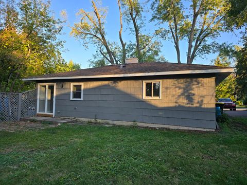Tiny photo for 60 S Seebert Street, Cary, IL 60013 (MLS # 12491959)