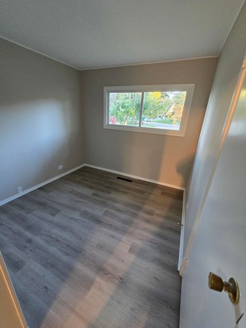 Tiny photo for 60 S Seebert Street, Cary, IL 60013 (MLS # 12491959)