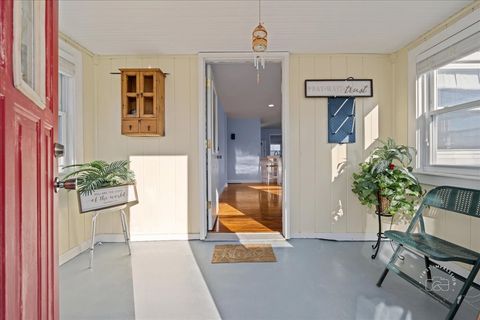 Tiny photo for 909 E Railroad Street, Sandwich, IL 60548 (MLS # 12546572)