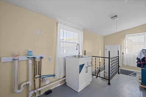 Tiny photo for 909 E Railroad Street, Sandwich, IL 60548 (MLS # 12546572)