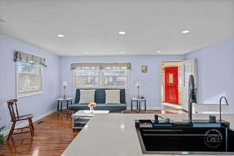 Tiny photo for 909 E Railroad Street, Sandwich, IL 60548 (MLS # 12546572)