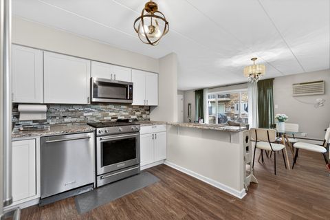 Tiny photo for 9620 S Kedvale Avenue #101, Oak Lawn, IL 60453 (MLS # 12622508)