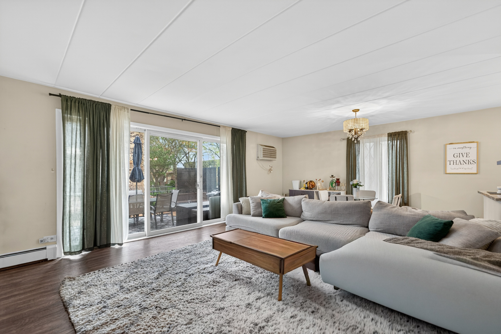 9620 S Kedvale Avenue 101