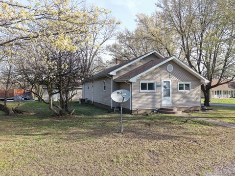 Tiny photo for 6217 Washington Street, Mulkeytown, IL 62865 (MLS # 12598000)