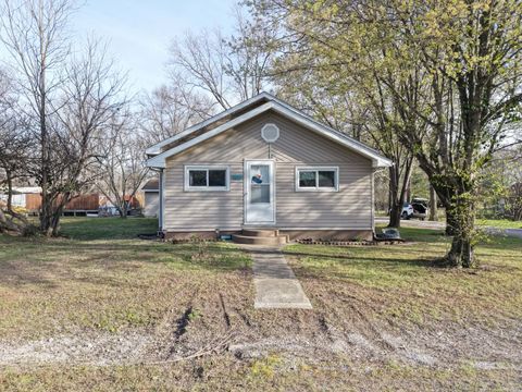 Tiny photo for 6217 Washington Street, Mulkeytown, IL 62865 (MLS # 12598000)