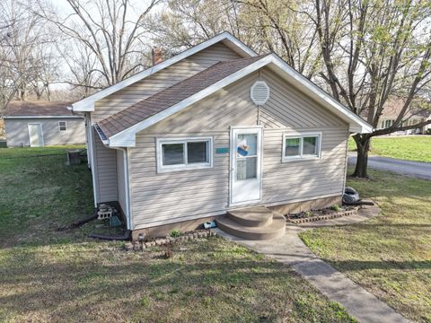 Photo of 6217 Washington Street, Mulkeytown, IL 62865 (MLS # 12598000)