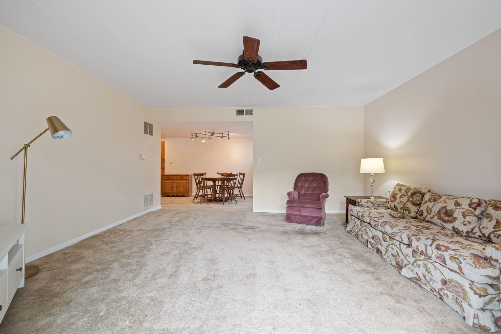 5540 Walnut Avenue 11B