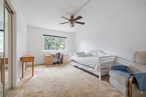 Tiny photo for 5540 Walnut Avenue #11B, Downers Grove, IL 60515 (MLS # 12467940)