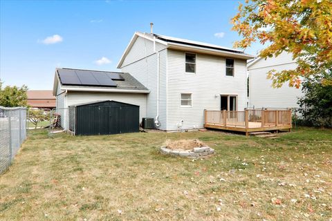 Tiny photo for 8 Haney Court, Bloomington, IL 61701 (MLS # 12490370)