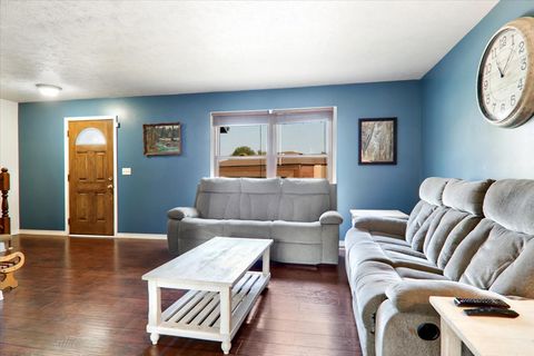 Tiny photo for 8 Haney Court, Bloomington, IL 61701 (MLS # 12490370)