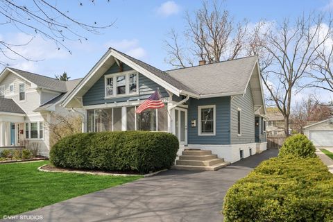 1736 Maclean Court Glenview IL 60025
