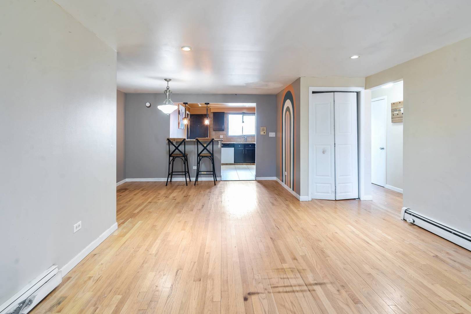 7202 W Wrightwood Avenue 3S