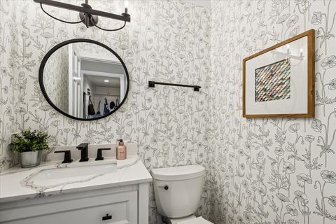 Tiny photo for 216 E Scranton Avenue, Lake Bluff, IL 60044 (MLS # 12545209)