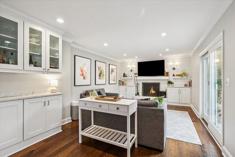 Tiny photo for 216 E Scranton Avenue, Lake Bluff, IL 60044 (MLS # 12545209)