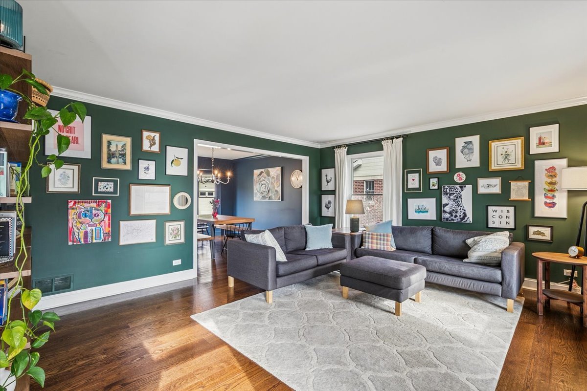 216 E Scranton Avenue