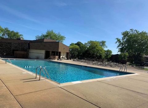 Tiny photo for 2110 Country Club Drive, Woodridge, IL 60517 (MLS # 12492460)