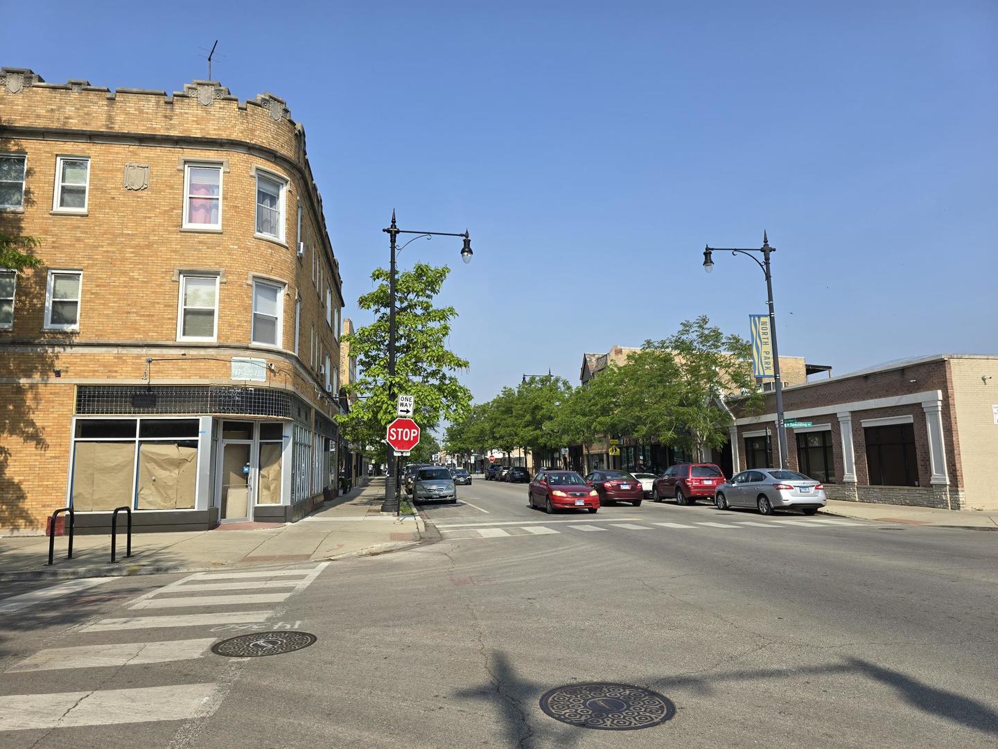 3305 W Bryn Mawr Avenue